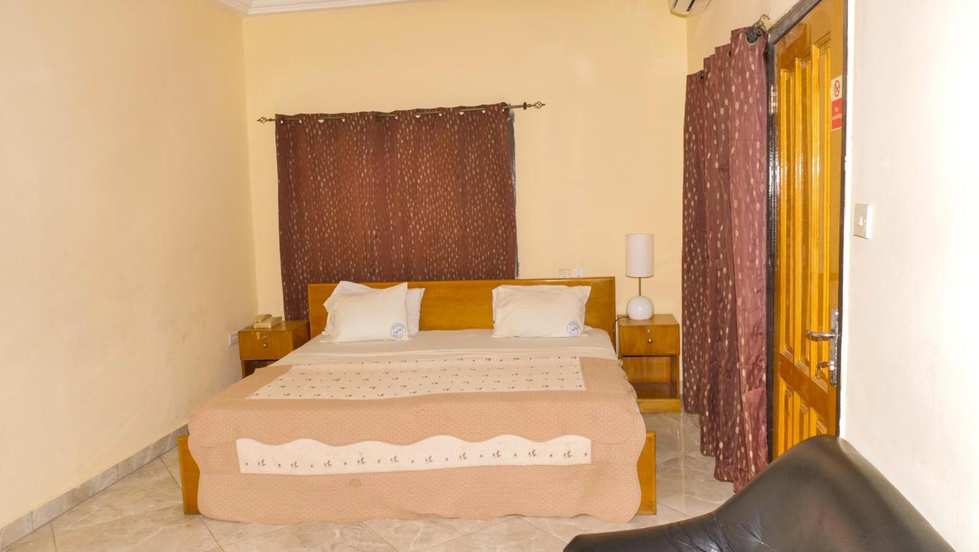 Jenos Hotels Akra Dış mekan fotoğraf